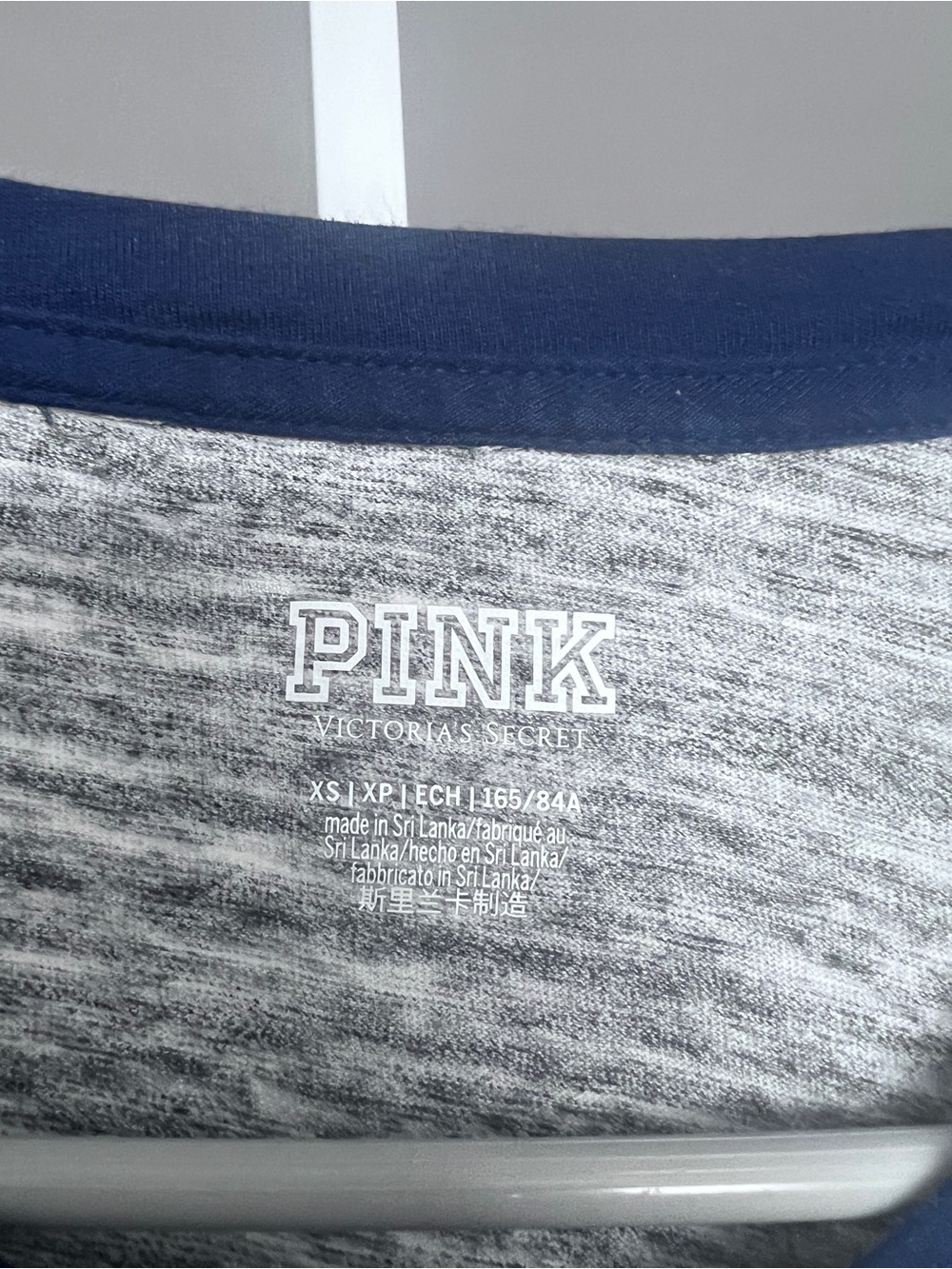 Victoria's Secret PINK Campus Logo Raglan Baseball Tee Preppy Casual SZ XS - Picture 4 of 6